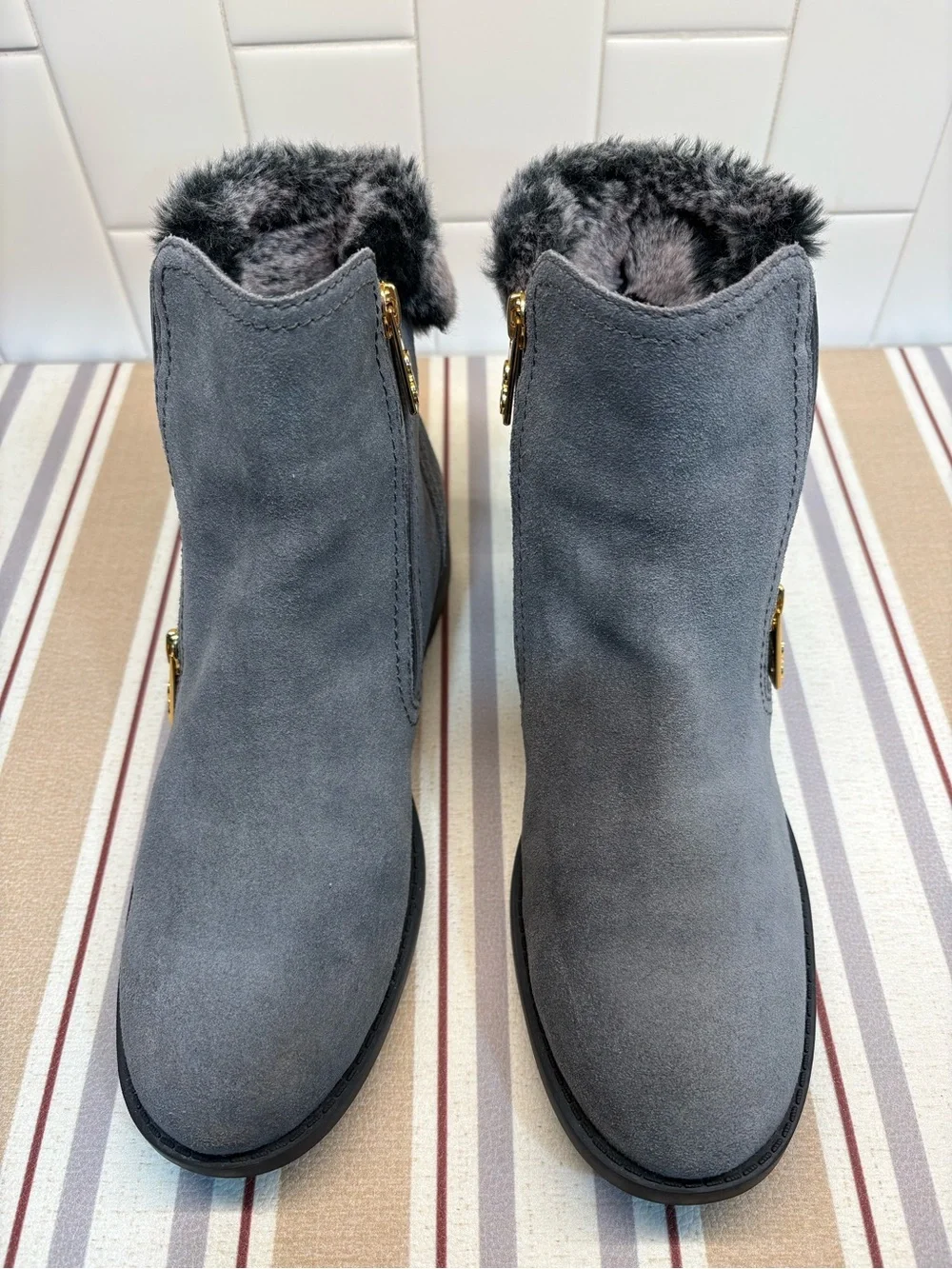 Cole Haan Quinney Waterproof Grey Bootie Leather Suede Women Size 8B W04745